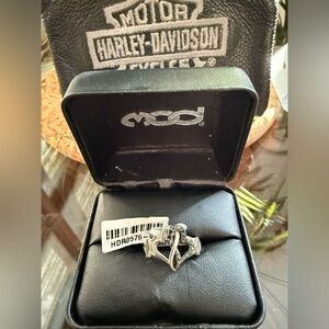 Harley-Davidson sterling silver with Black Crystals ring size 7